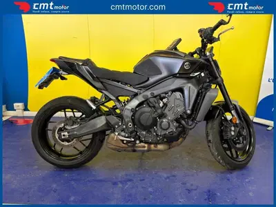 Yamaha MT-09 Y-AMT (2024 - 26) usata