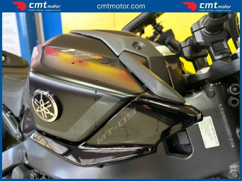 Yamaha MT-09 Y-AMT (2024 - 26) (8)