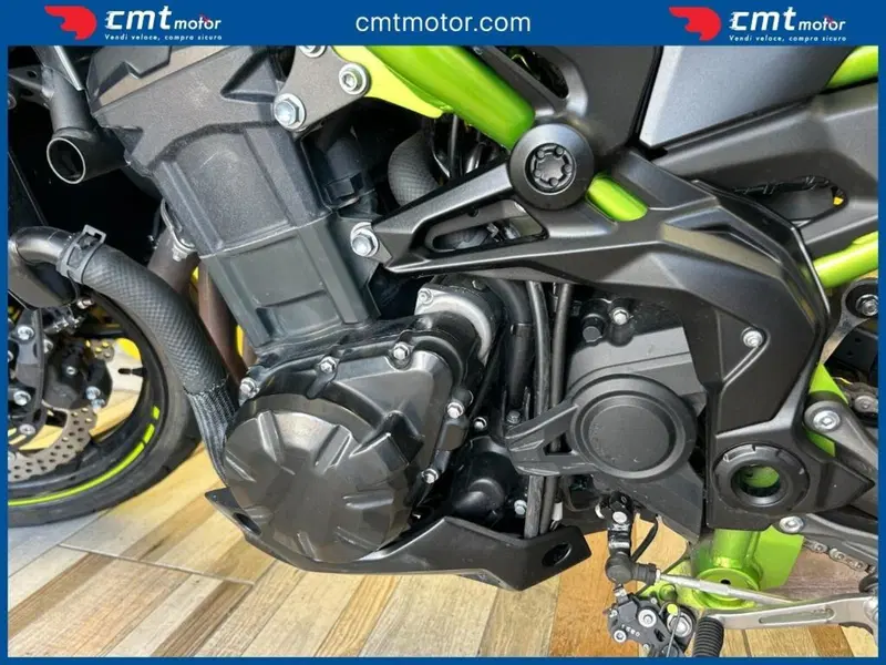 Kawasaki Z 900 (2021 - 24) (11)