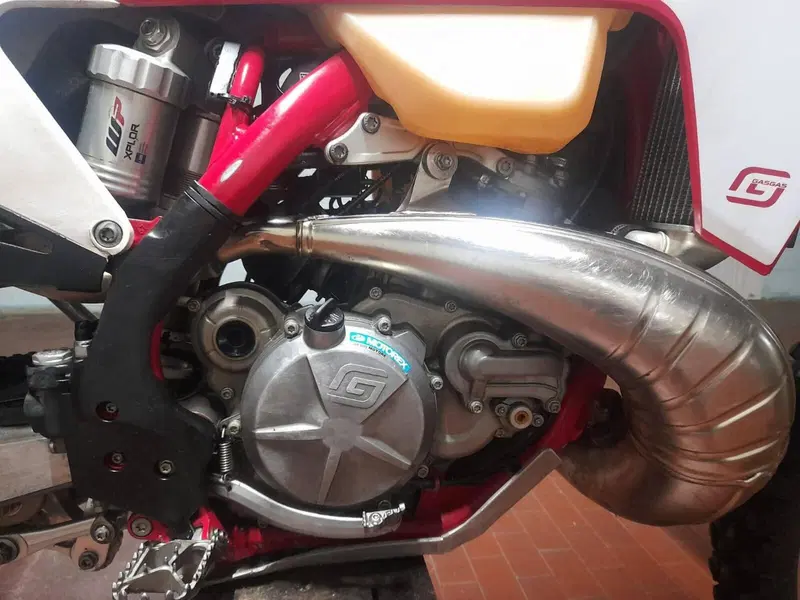 GASGAS EC 300 (2021) (2)