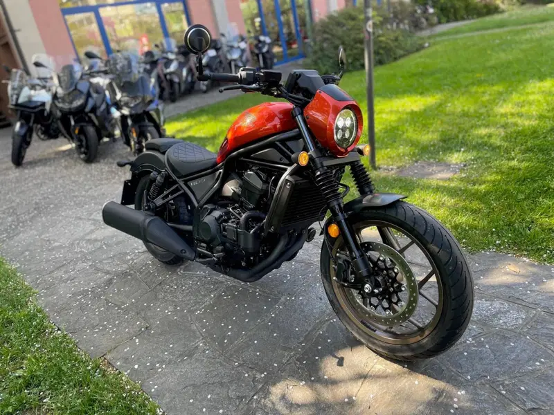 Honda CMX 1100 Rebel + Special Edition DCT (2025 - 26) (2)