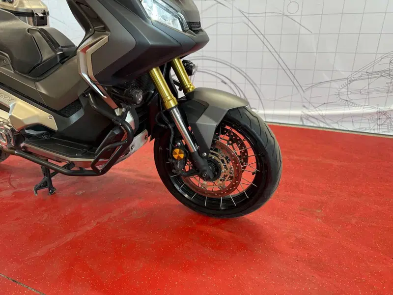 Honda X-ADV 750 Travel Edition (2018 - 20) (9)