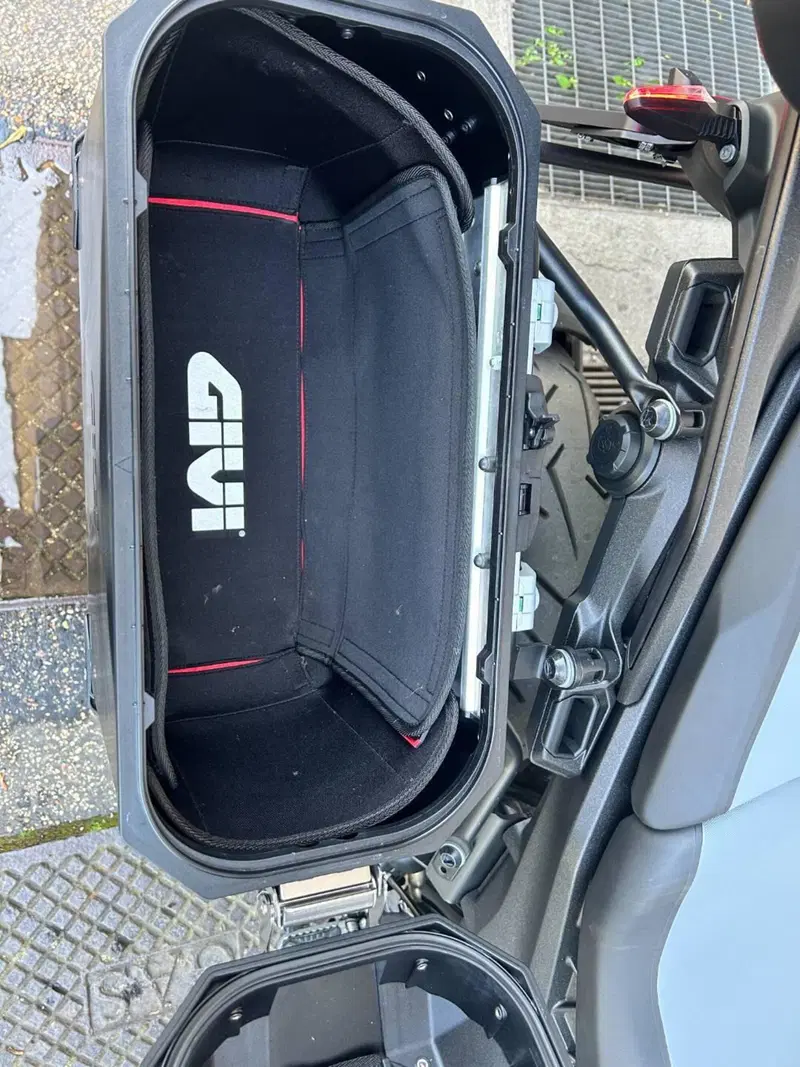 Bmw R 1300 GS Triple Black (2023 - 26) (12)