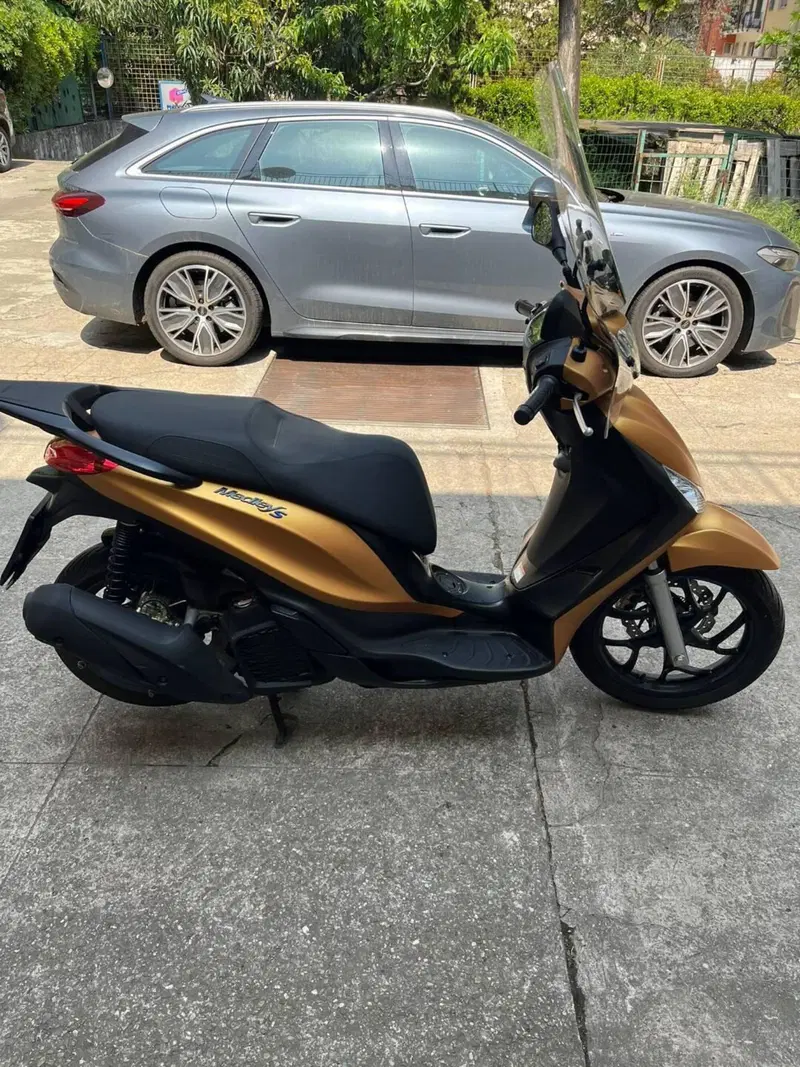 Piaggio Medley 200 S (2025 - 26) (2)