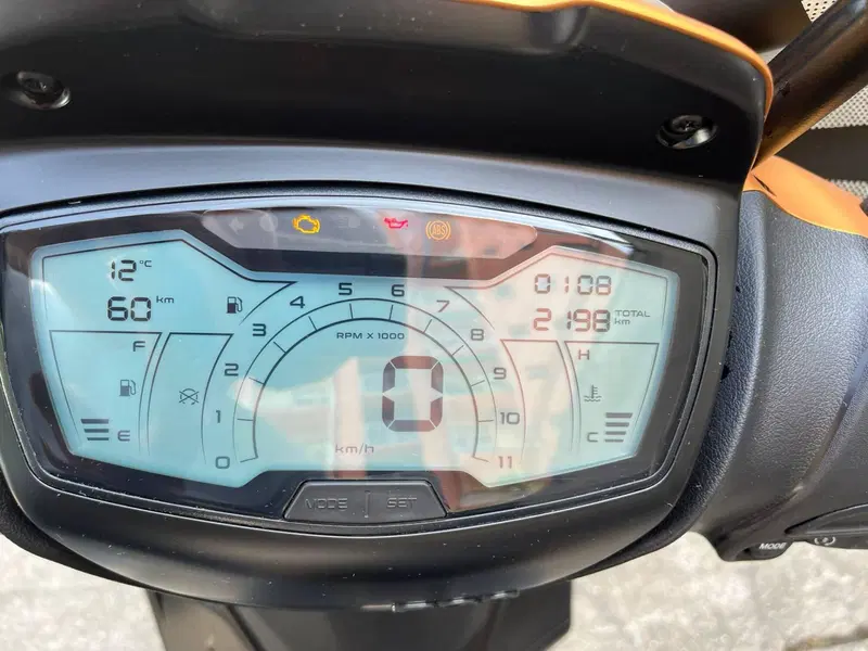 Piaggio Medley 200 S (2025 - 26) (3)