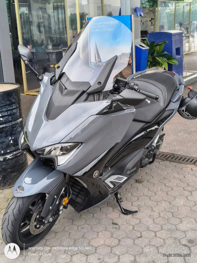 Yamaha T-Max 560 Tech Max (2021) (3)