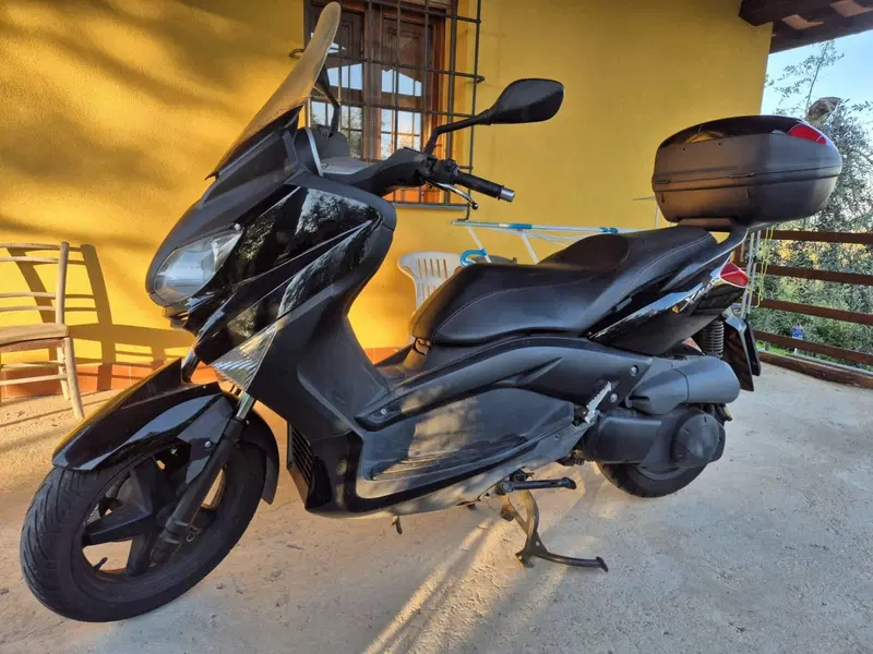 Yamaha X-Max 250 (2010 - 13)