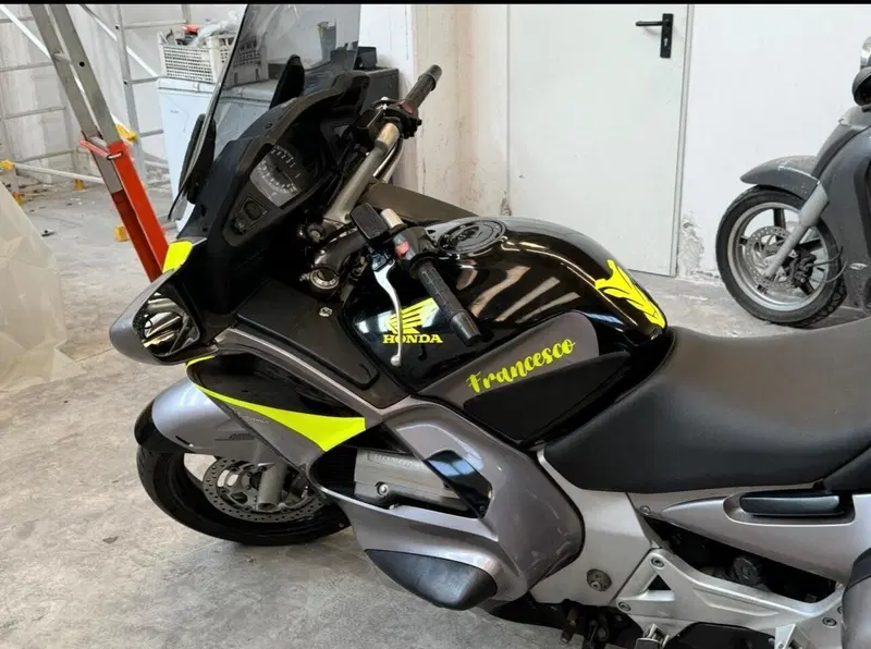 Honda Pan European (2002 - 07) (3)