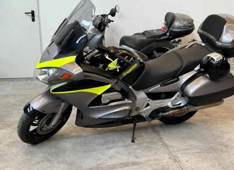 Honda Pan European (2002 - 07) (4)