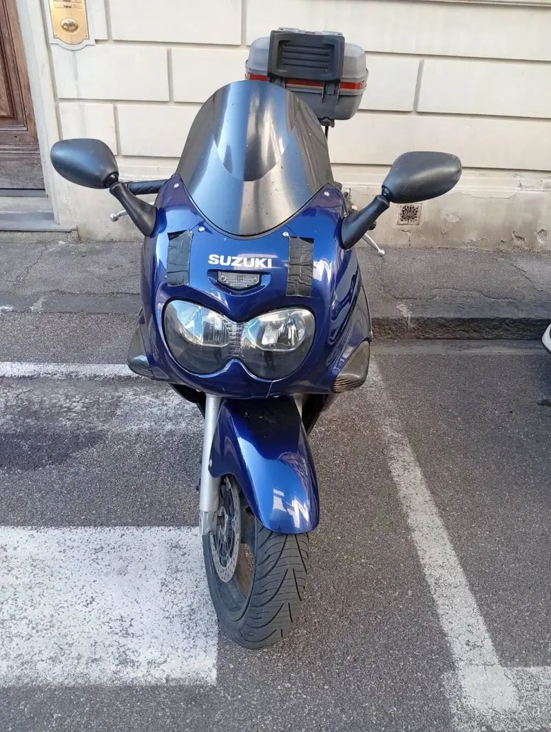 Suzuki GSX 750 F (1999 - 06) (2)