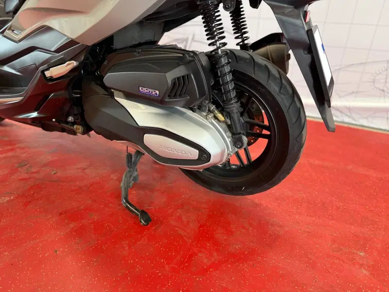 Honda Forza 350 (2022 - 24) (15)