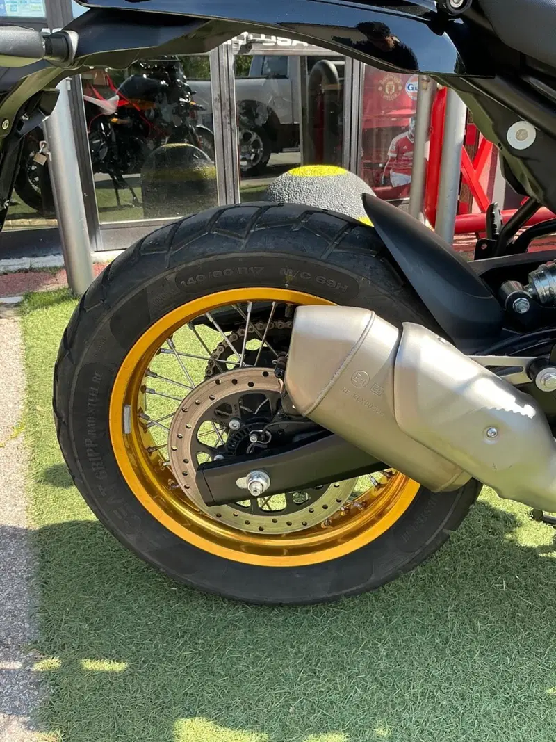 Royal Enfield Himalayan 450 (2024 - 26) (16)