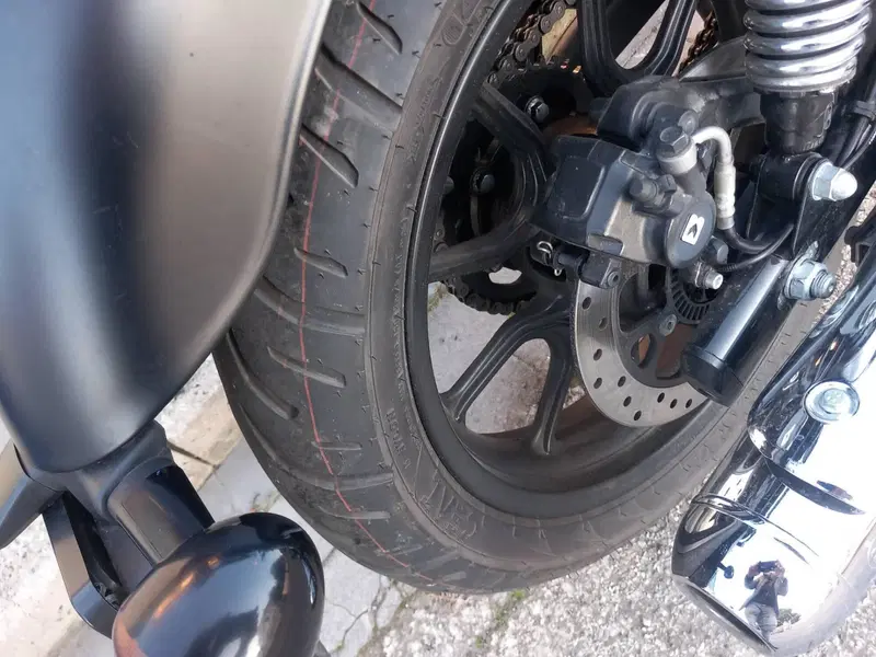 Royal Enfield Meteor 350 (2021 - 26) (4)