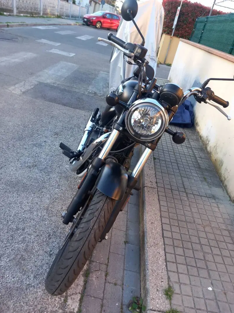 Royal Enfield Meteor 350 (2021 - 26) (6)