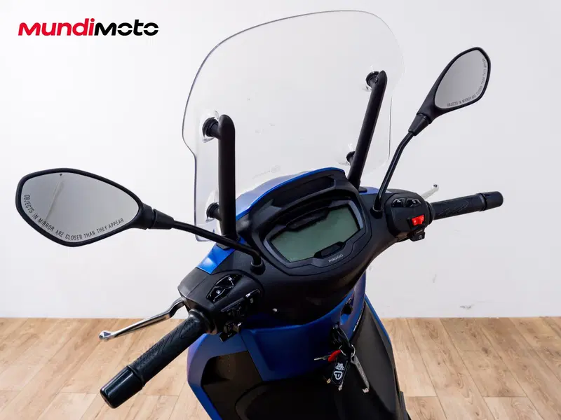 Piaggio Beverly 400 S (2025 - 26) (11)