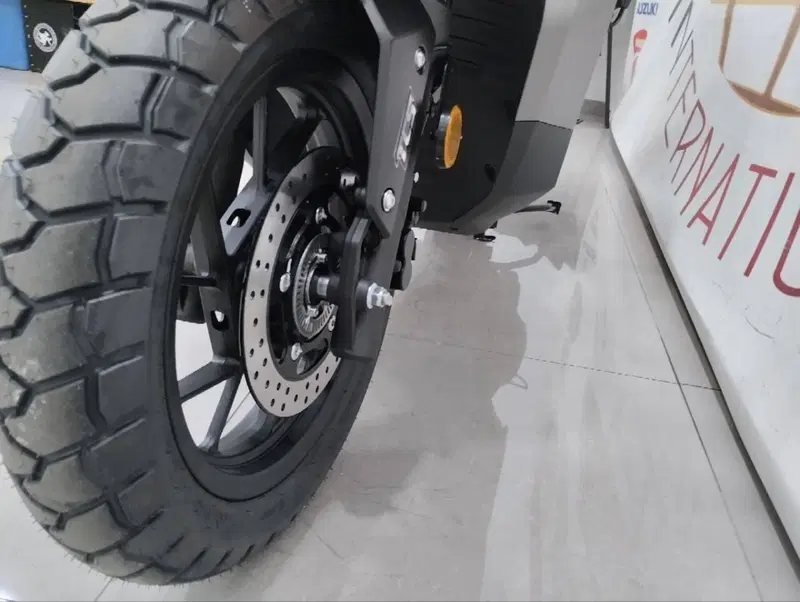 Voge Sfida SR1 ADV (2023 - 26) (9)