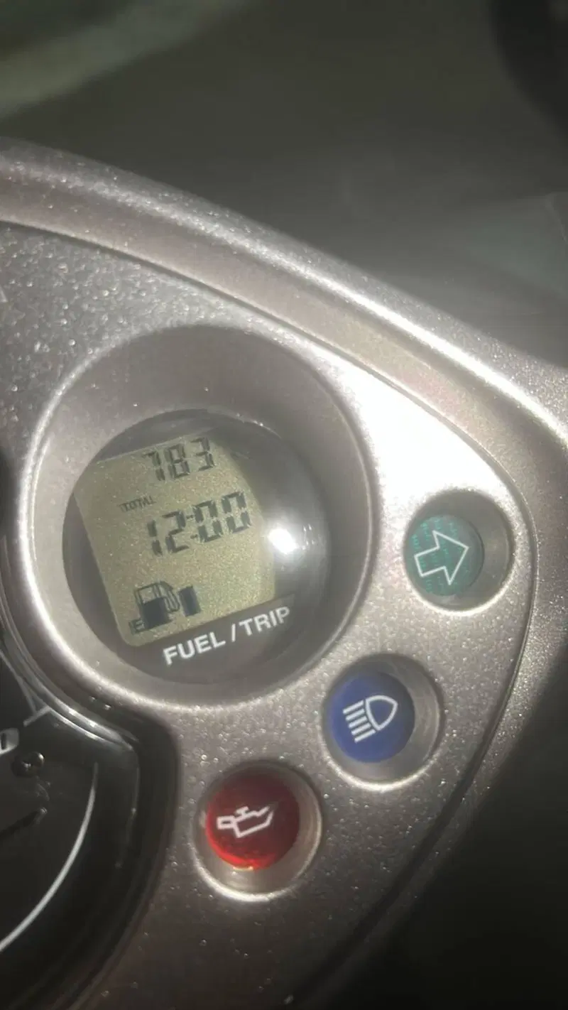 Yamaha Aerox 50 4 (2014 - 17) (5)