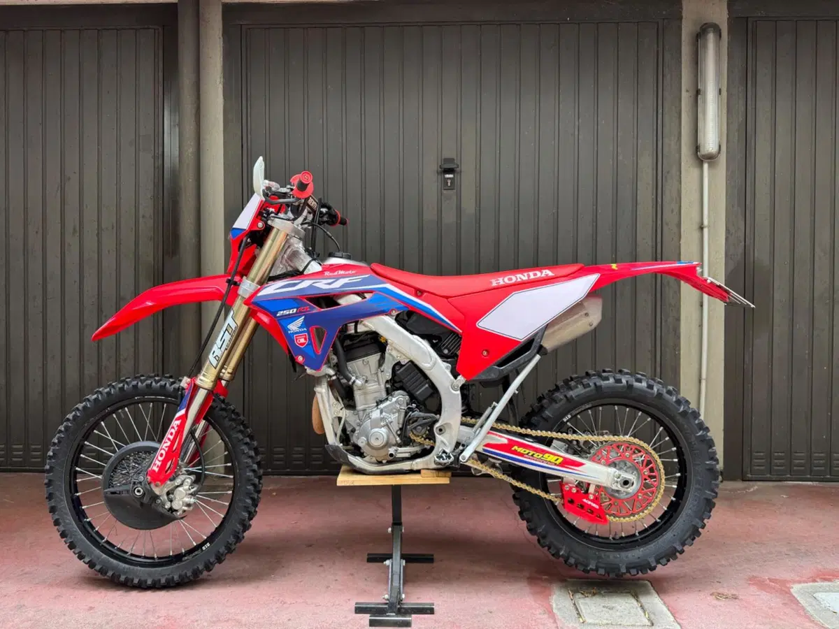 Honda CRF 250RX Enduro (2023)