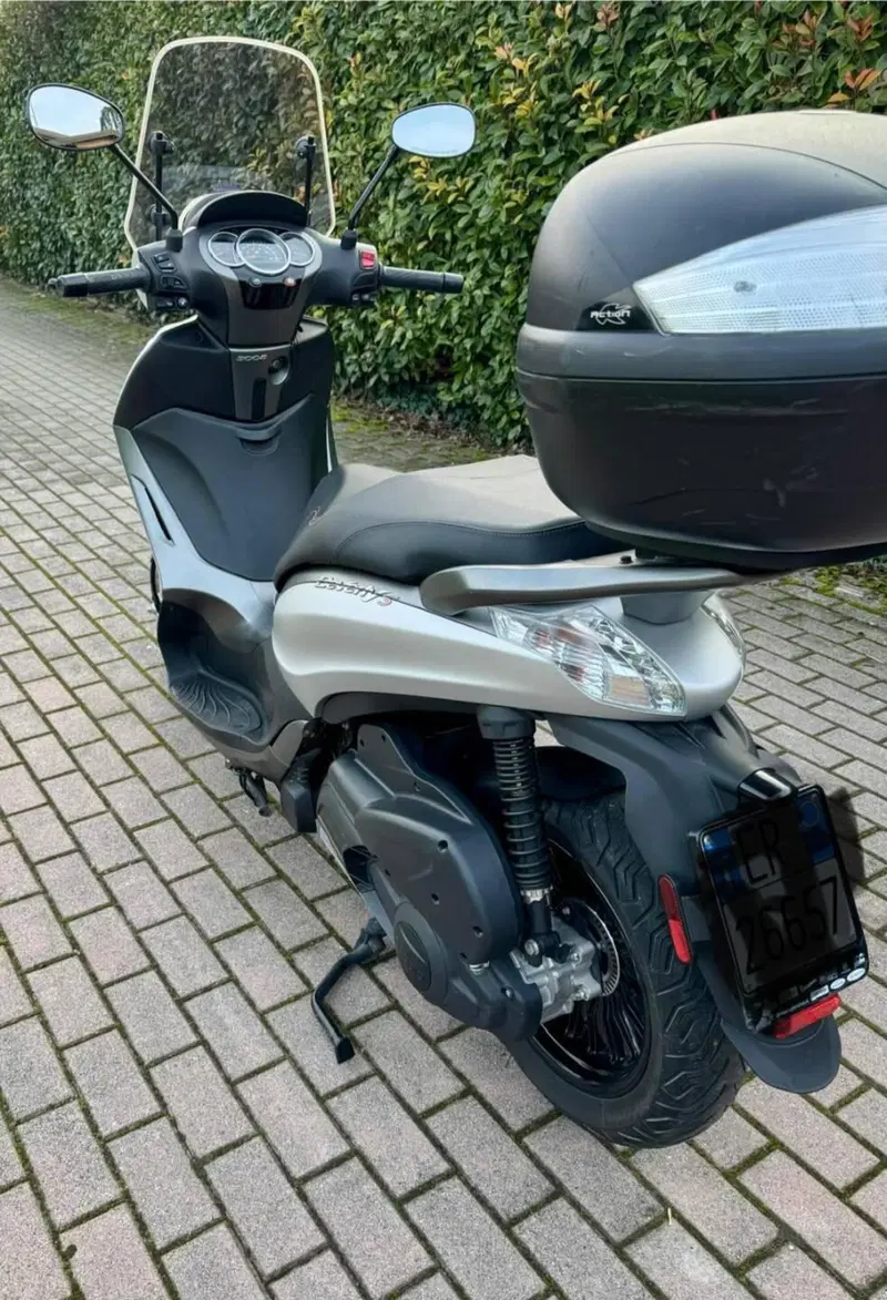 Piaggio Beverly 300 S i.e. ABS-ASR (2016 - 20)