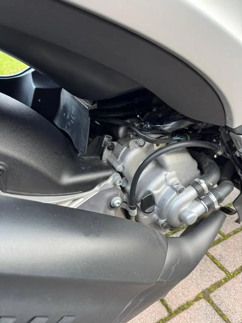 Piaggio Beverly 300 S i.e. ABS-ASR (2016 - 20) (6)