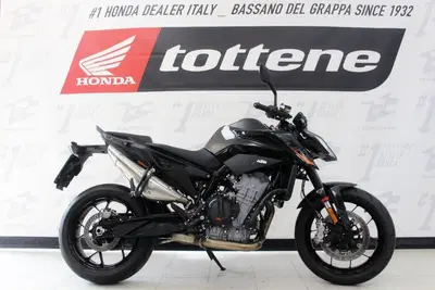 KTM 890 Duke (2021 - 23) usata