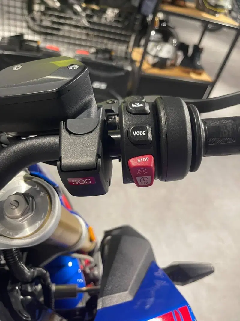 Bmw F 900 R (2025 - 26) (8)