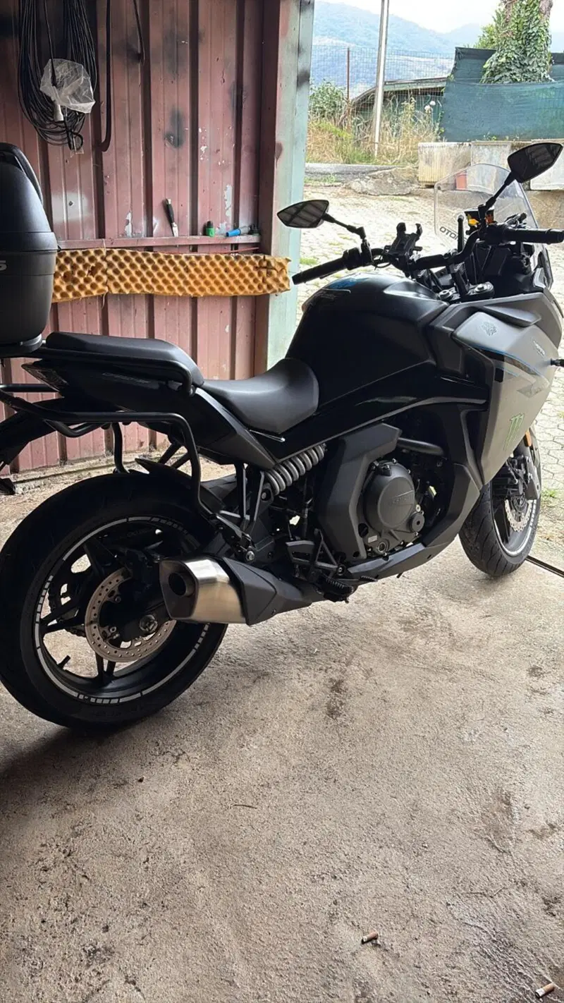 CFMOTO 650GT (2021 - 26) (2)
