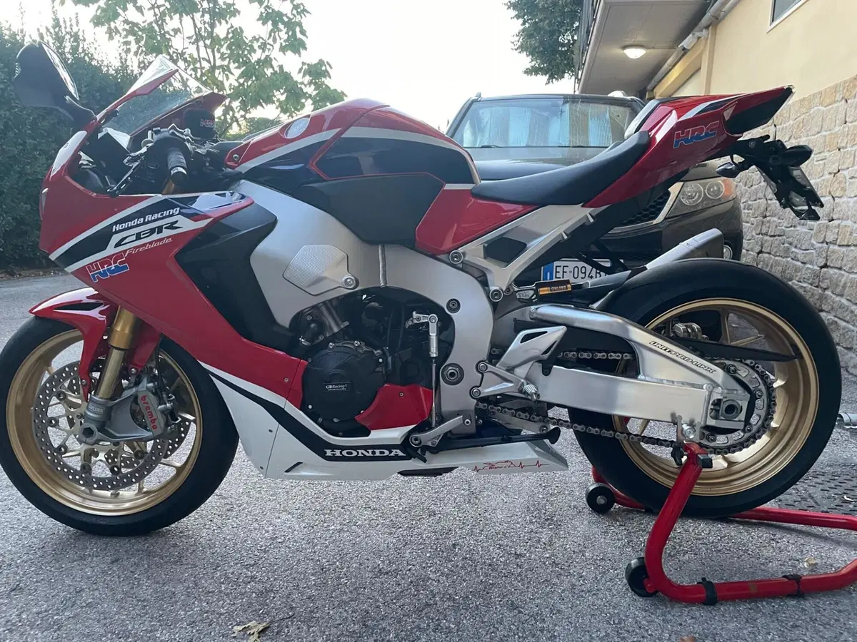 Honda CBR 1000 RR Fireblade SP (2017 - 19) (10)