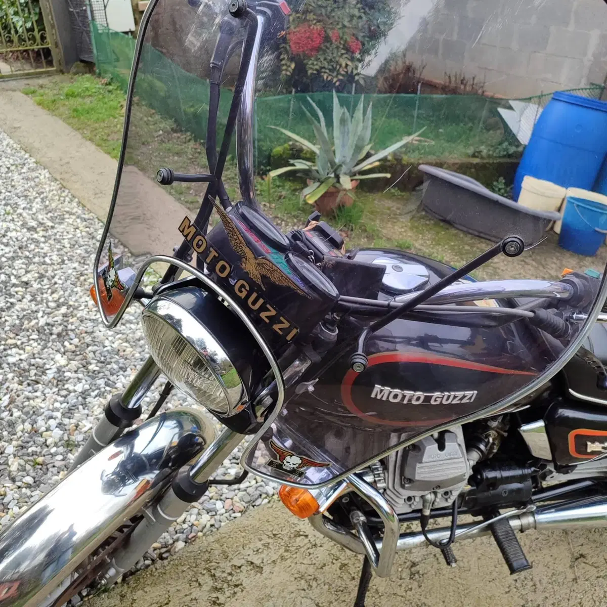 Moto Guzzi V35 C (3)