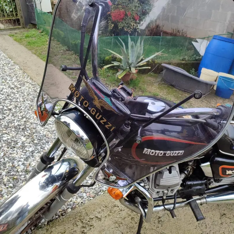 Moto Guzzi V35 C (3)
