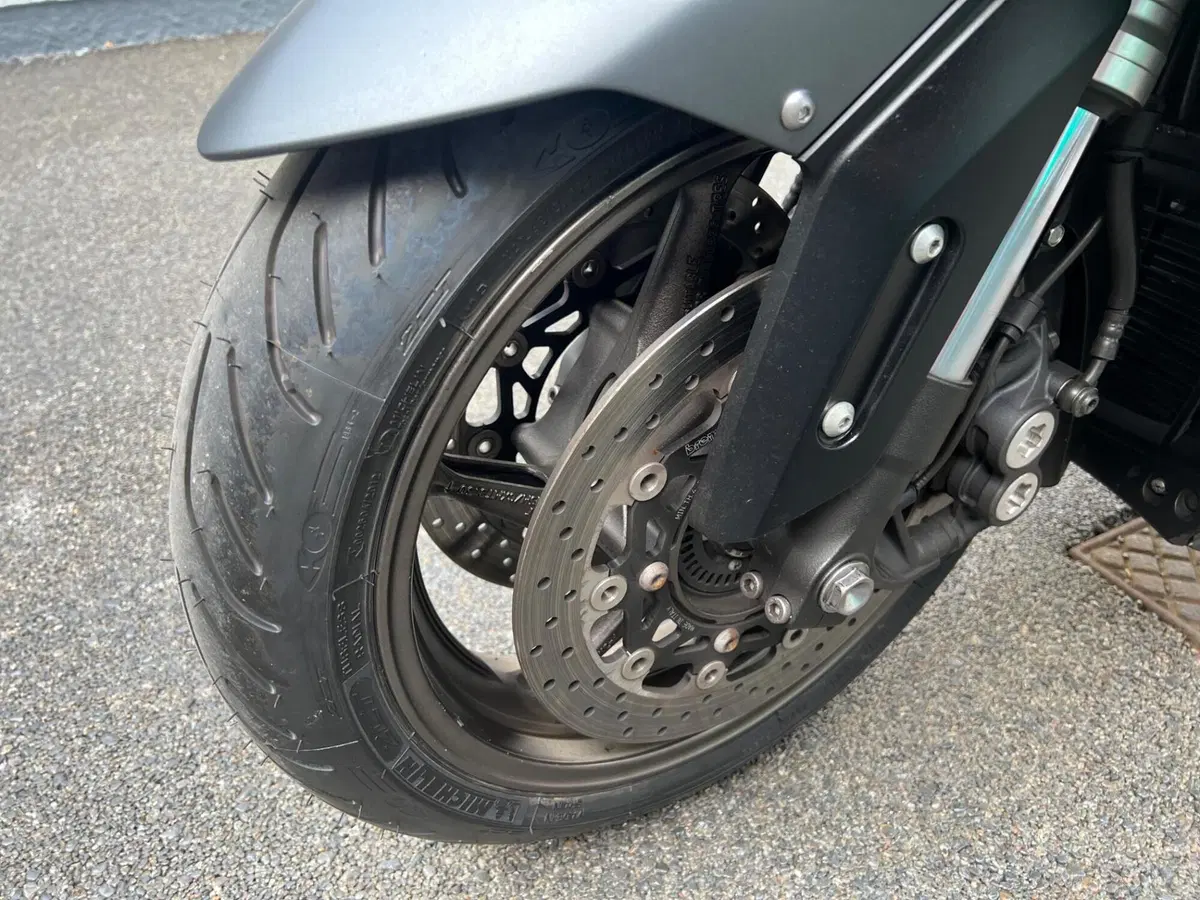 Yamaha T-Max 530 (2015 - 16) (17)