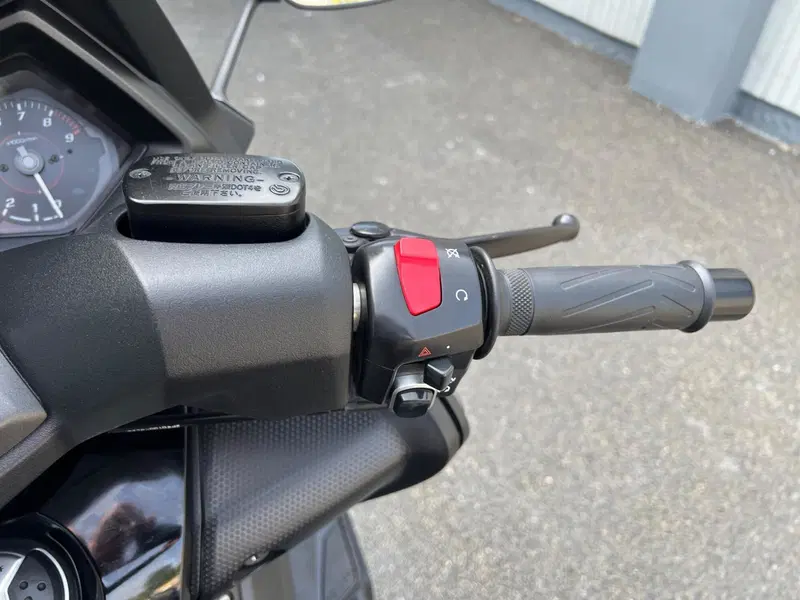 Yamaha T-Max 530 (2015 - 16) (14)