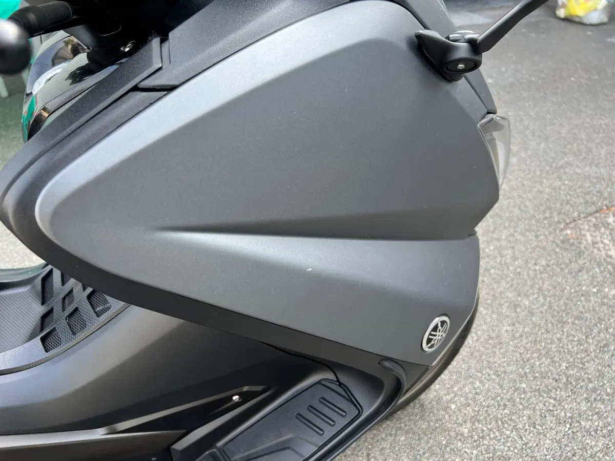 Yamaha T-Max 530 (2015 - 16) (9)