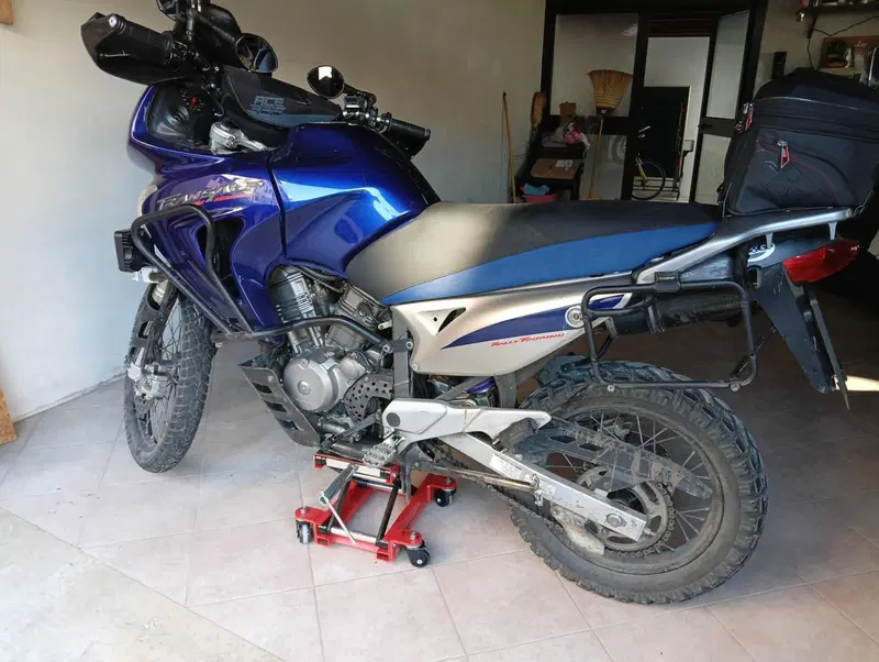 Honda Transalp XL 650V (2005 - 06) (5)