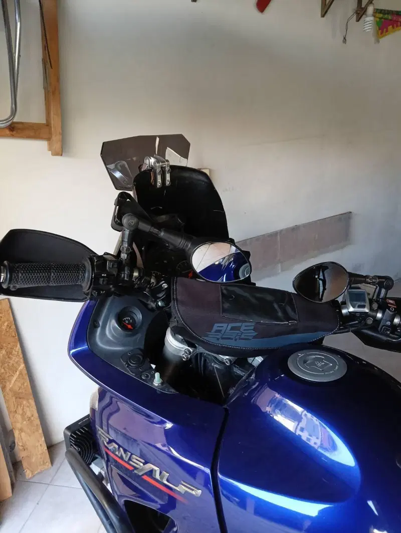 Honda Transalp XL 650V (2005 - 06) (7)