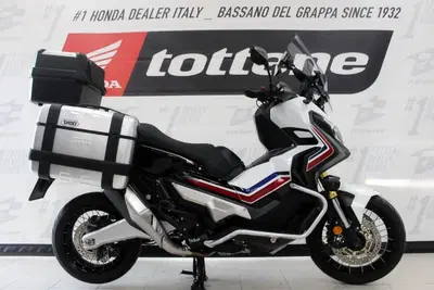 Honda X-ADV 750 (2017) usata
