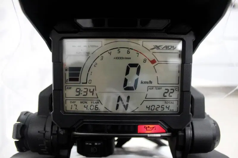 Honda X-ADV 750 (2017) (9)