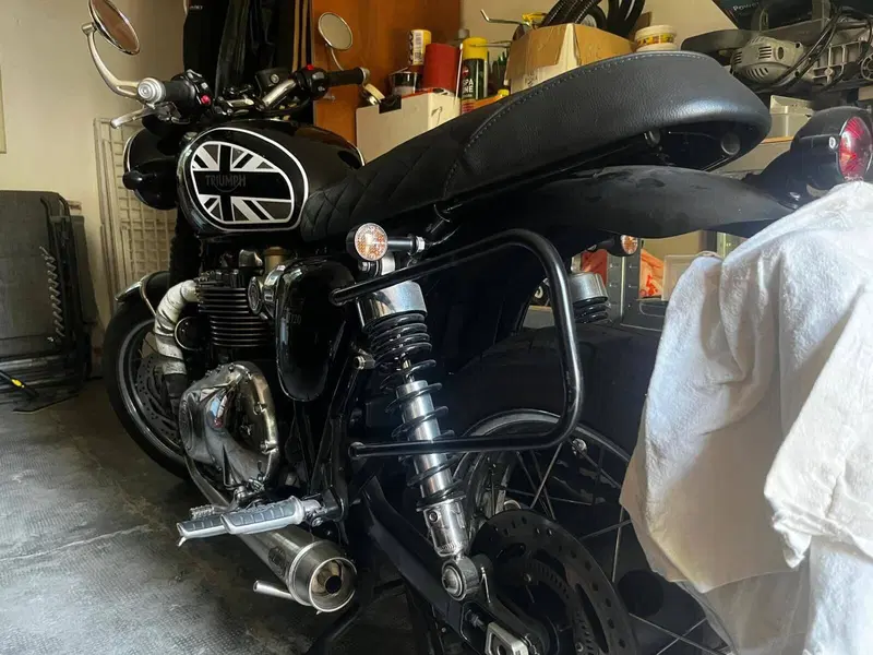 Triumph Bonneville T120 (2016 - 20) (8)