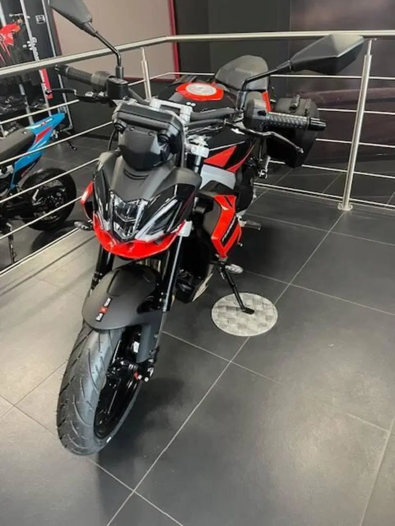 Aprilia Tuono 457 (2025 - 26) (3)