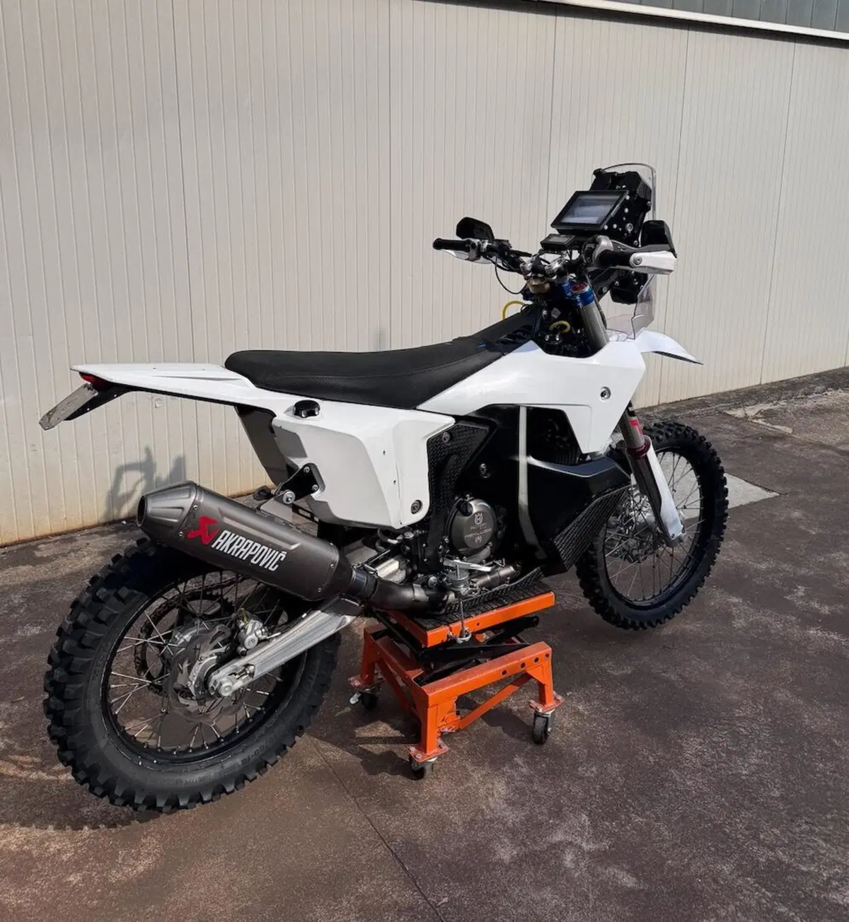 Husqvarna FE 450 (2024) (3)