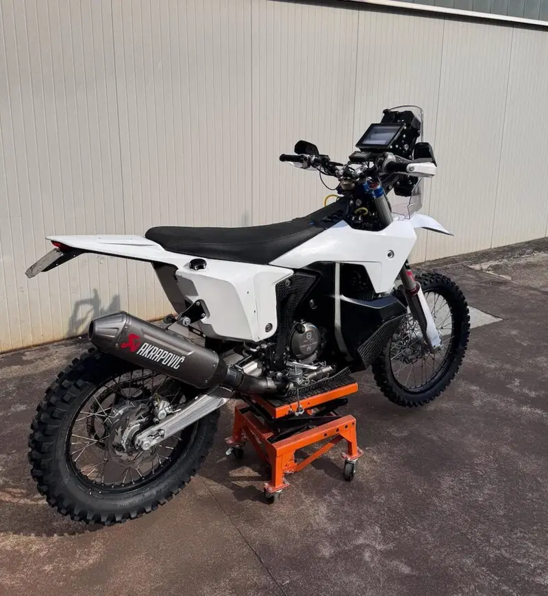 Husqvarna FE 450 (2024) (3)