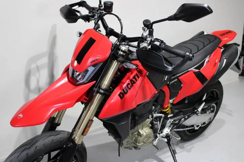 Ducati Hypermotard 698 Mono (2024 - 26) (9)