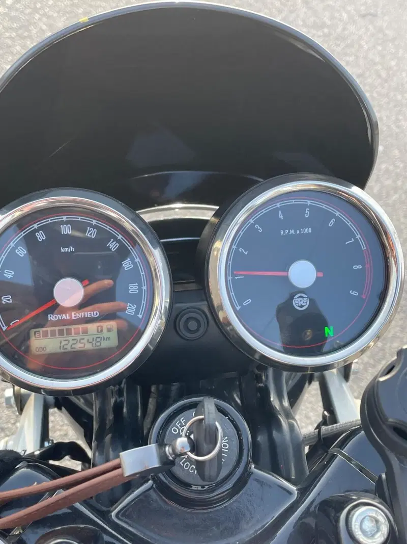 Royal Enfield Interceptor 650 (2021 - 26) (6)