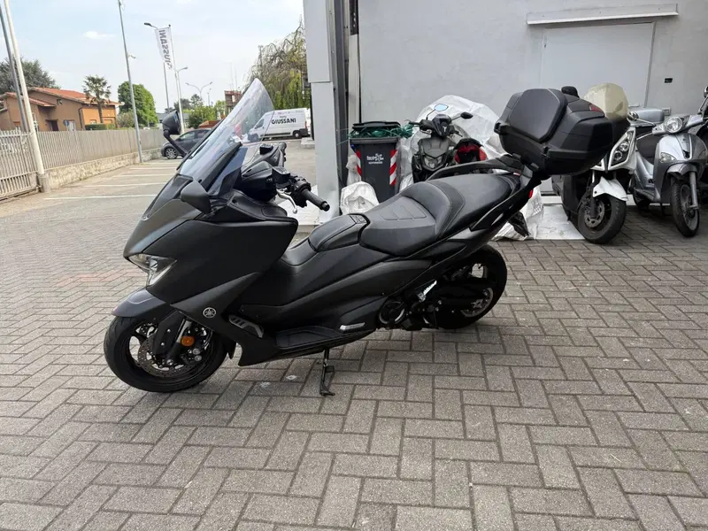 Yamaha T-Max 560 (2020 - 21) (5)