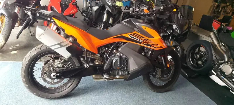 KTM 890 Adventure (2023 - 26) (3)