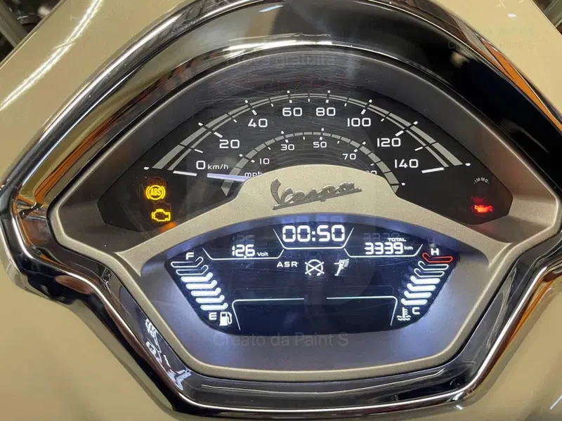 Vespa GTS 300 (2023 - 24) (7)