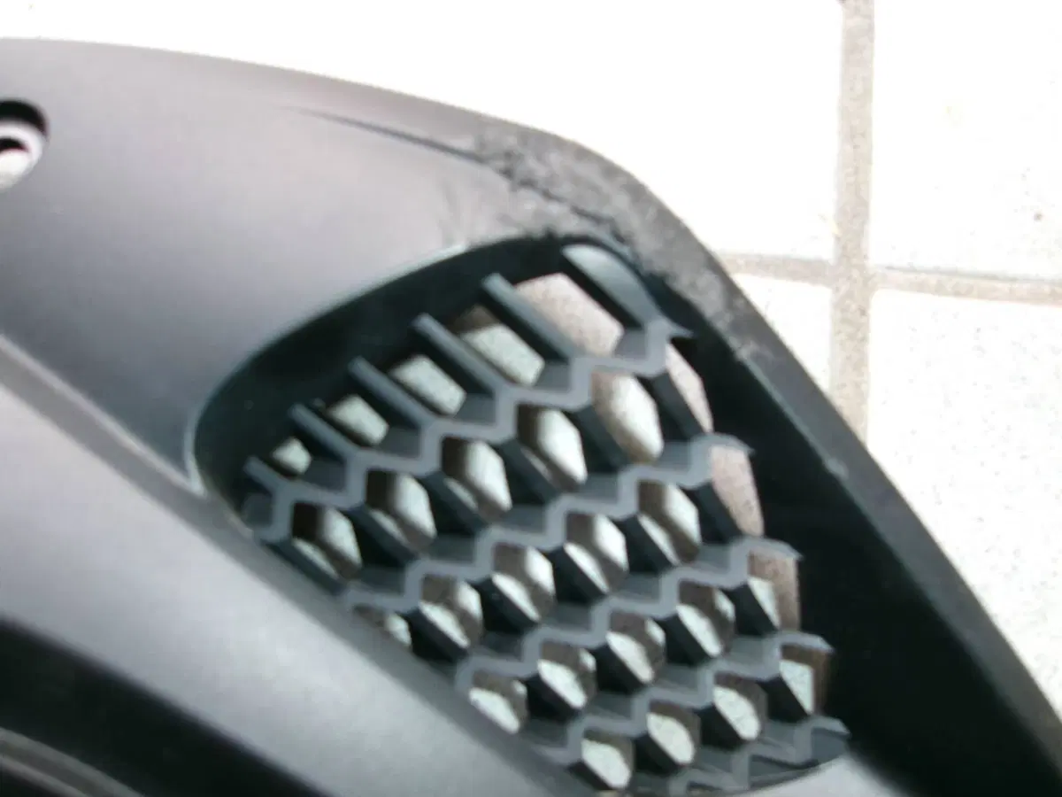 COPERTURA CORNETTO ASPIRAZIONE BMW 4 Racing (3)