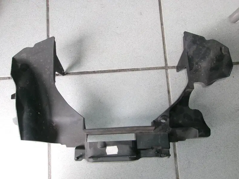 COPERTURA FORCELLA BMW (2)