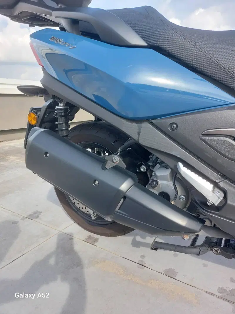 Yamaha Tricity 300 (2021 - 24) (7)