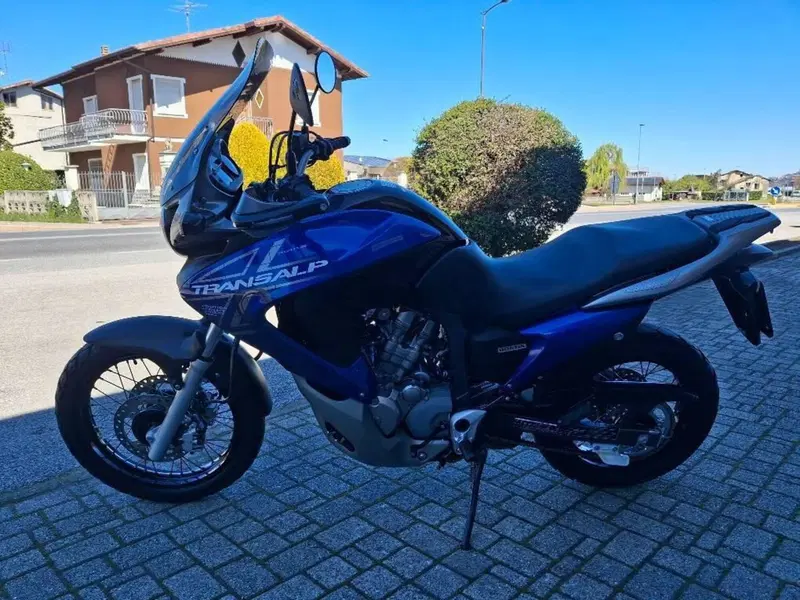 Honda Transalp XL 700 V (2007 - 2013) (4)